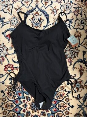 Shade & Shore Black One-Piece Swimsuit with Side Ties, L